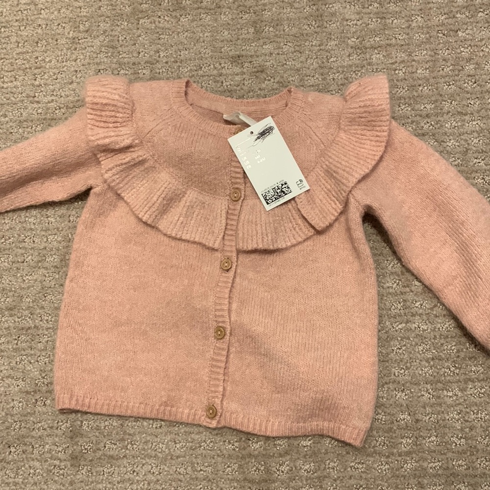 Baby sweater/ cardigan